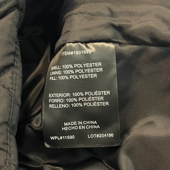 Weatherproof Women's vest button up  Black with pockets  size XL New with Tags - Picture 6 of 11